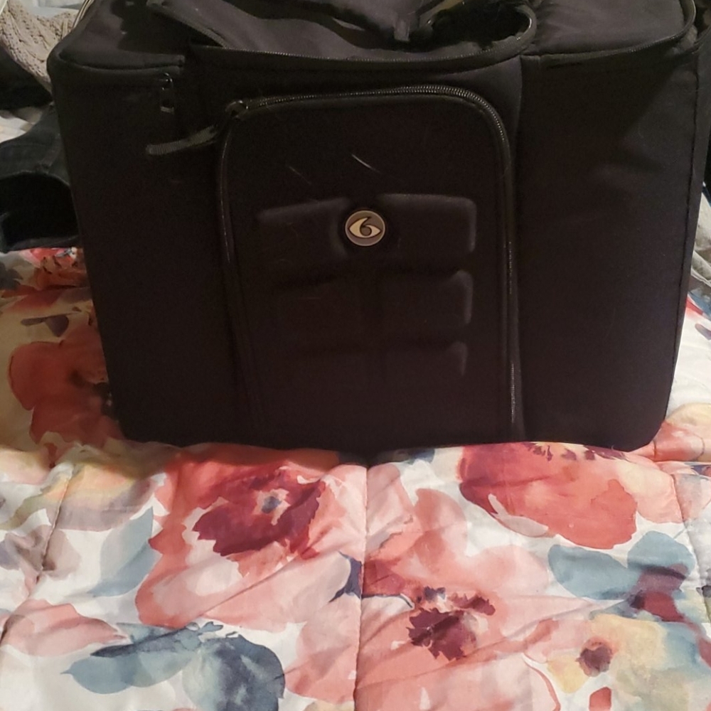 Six Pack Fitness Bag